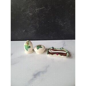 Vintage Garden Themed Salt/Pepper Shakers/Tray and Spoon, MISSING STOPPERS
